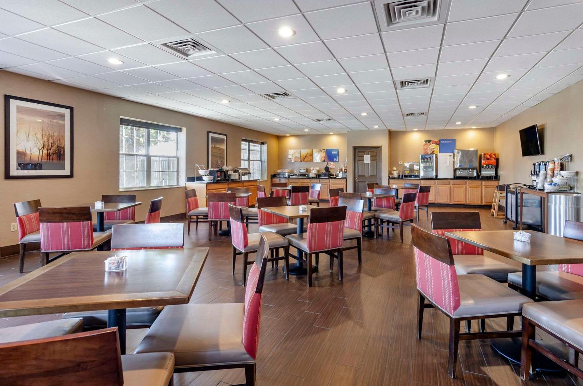 Comfort Inn & Suites Raphine - Lexington Near I-81 And I-64 Exterior foto