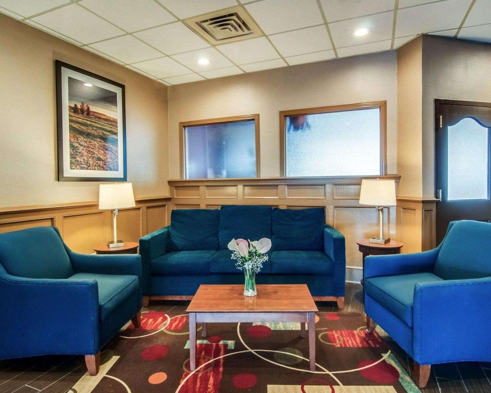 Comfort Inn & Suites Raphine - Lexington Near I-81 And I-64 Exterior foto