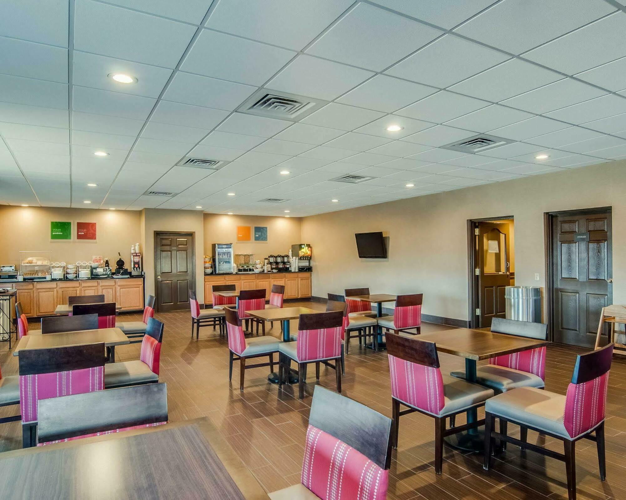Comfort Inn & Suites Raphine - Lexington Near I-81 And I-64 Exterior foto